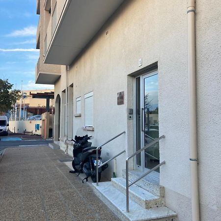 Superbe Studio A Canet En Roussillon Proche De La Plage Bagian luar foto