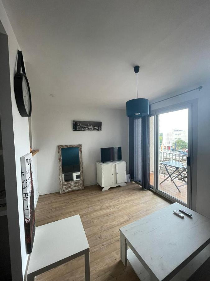 Superbe Studio A Canet En Roussillon Proche De La Plage Bagian luar foto